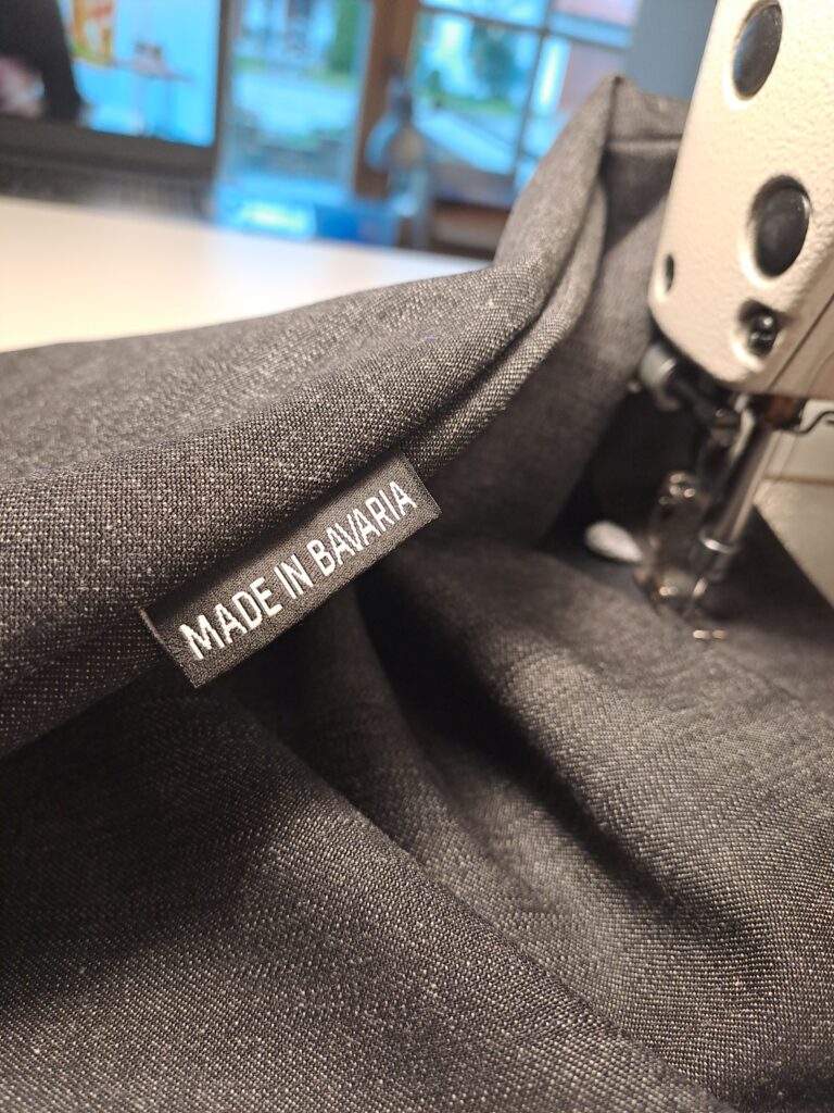 Professionelles Textilien bedrucken und besticken lassen in der bayerischen Manufaktur.